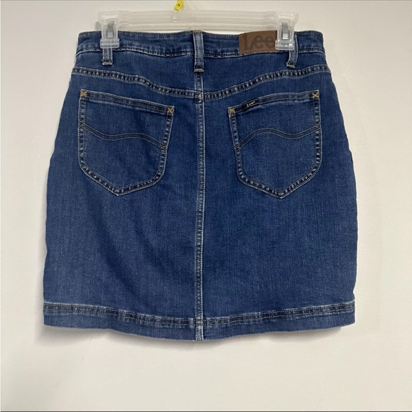 Lee Women's Mid Rise Regular Fit Blue Denim Jean Skort Size 6 M - Picture 4 of 5